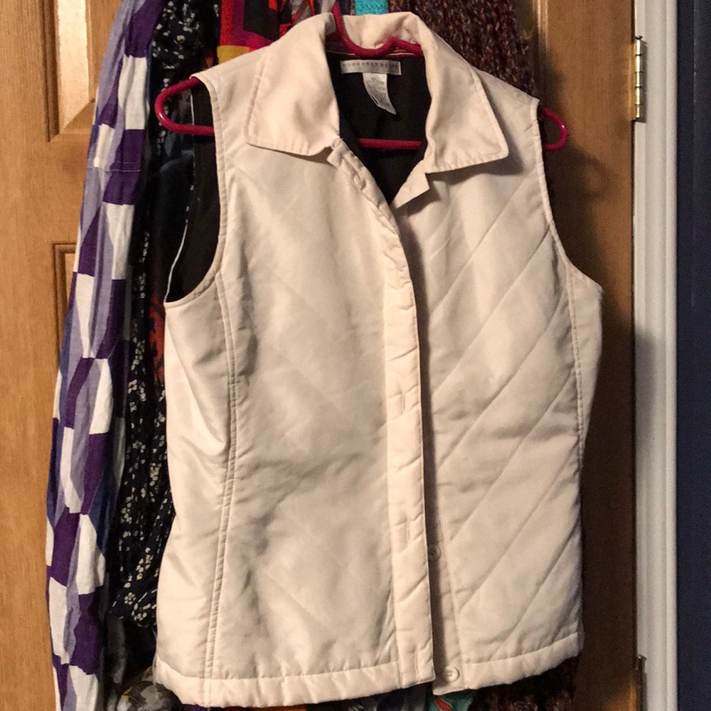 Light vest